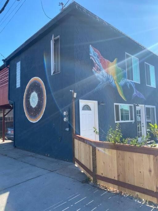 PORCHLIGHT HOME Central San Diego FREE parking Apartment in San Diego