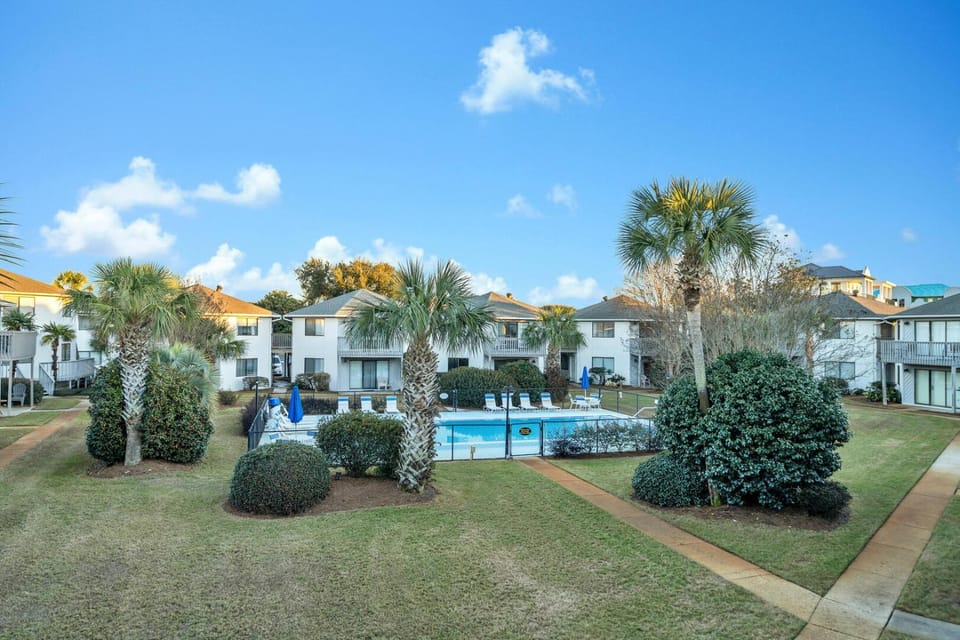 Crystal Village II 6B - Close to the Beach 2BD 2BA House in Miramar Beach
