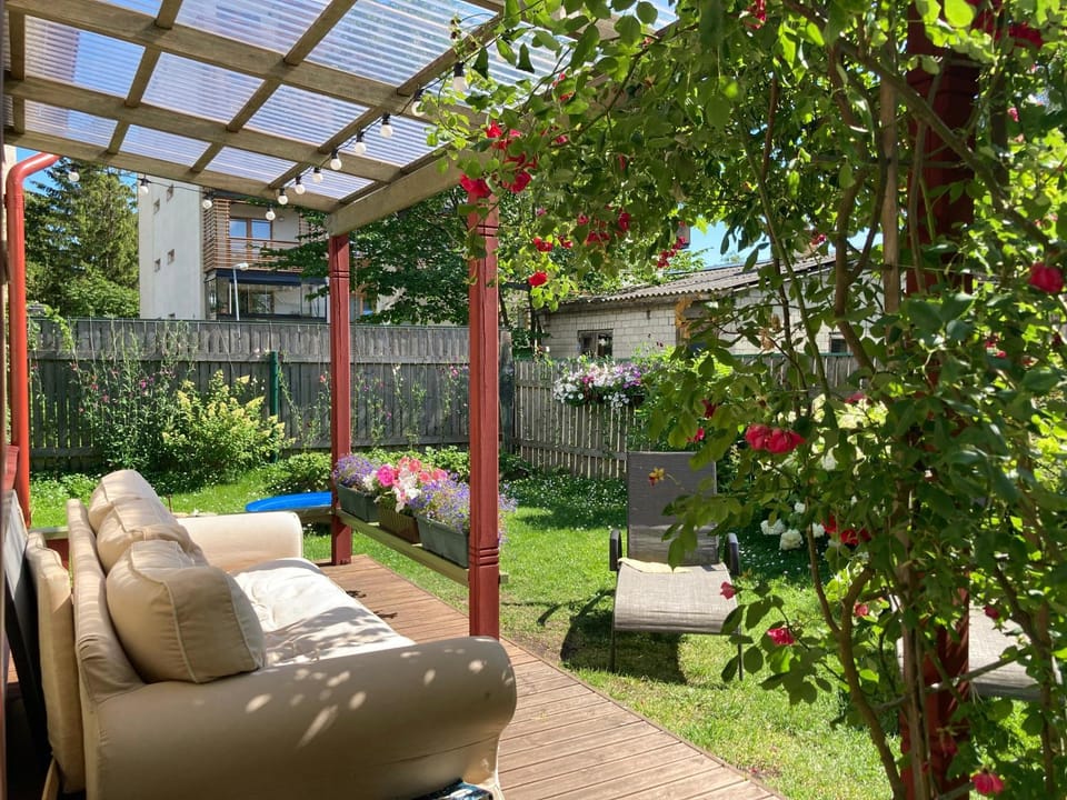 Property building, Garden, View (from property/room), Balcony/Terrace, Garden view