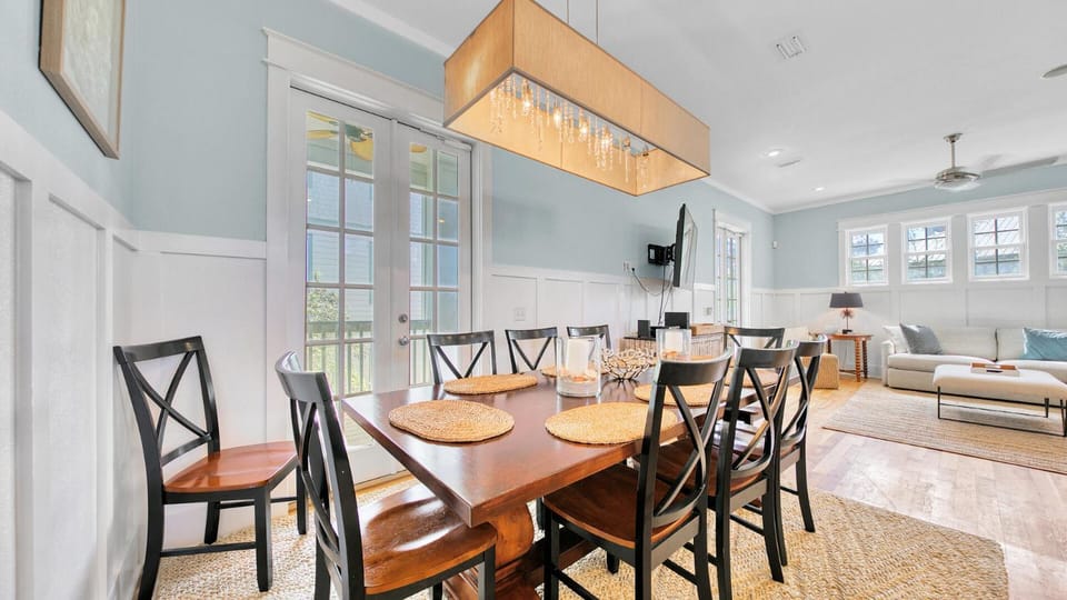 Top of the Dunes - Recently Redecorated Short walk to the Beach House in South Walton County