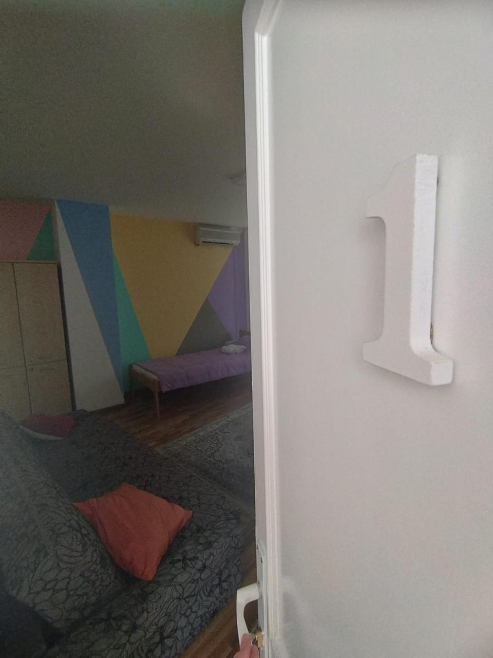 Photo of the whole room