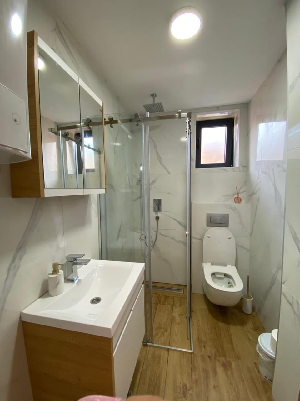 Toilet, Bathroom