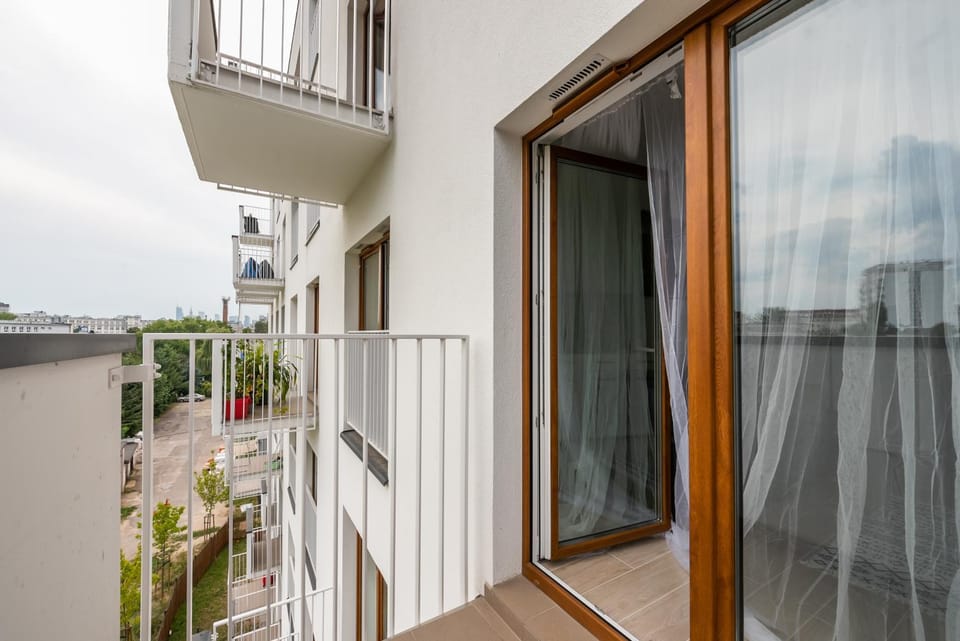 Property building, Balcony/Terrace