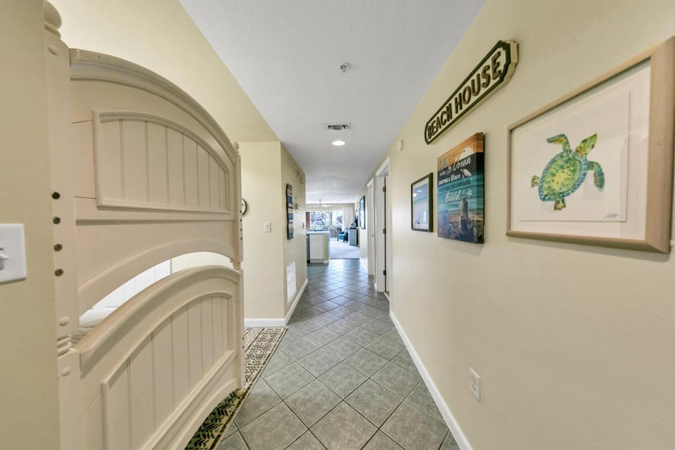 Amalfi Coast 113B - Steps from the Beach 2BD 2BA House in Miramar Beach