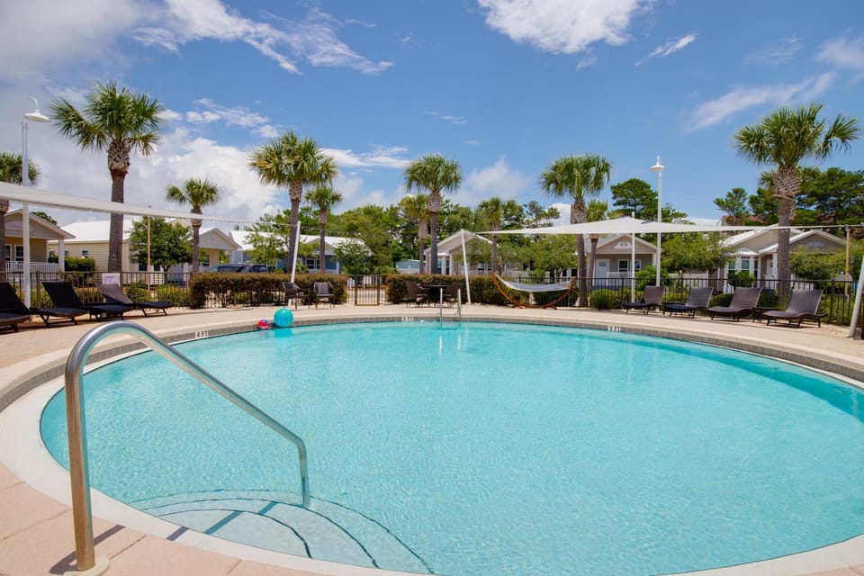 Elsie's Cove - Close to the Beach in Seagrove along 30A House in South Walton County