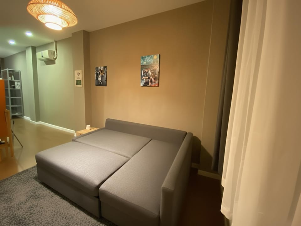 Cosy flat with a garden in central Kadikoy Apartment in Istanbul