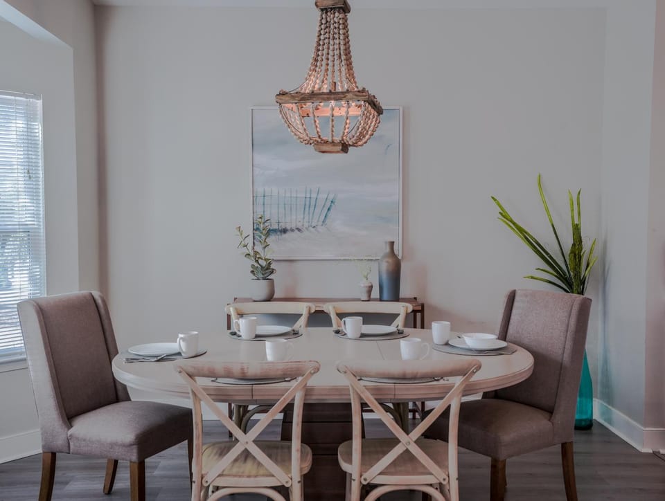 Ocean Antics - Close to the Beach and minutes to Seaside along 30A House in South Walton County