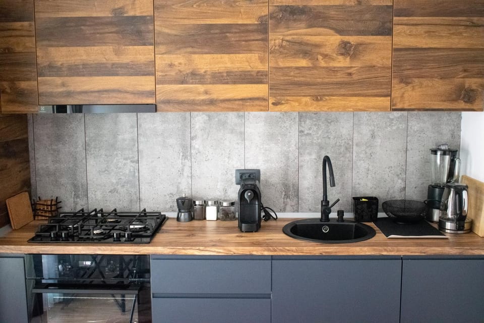 Coffee/tea facilities, Kitchen or kitchenette, pet friendly, stove