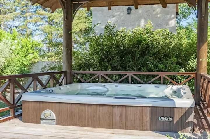 Villa Gontaud Villa in Nouvelle-Aquitaine