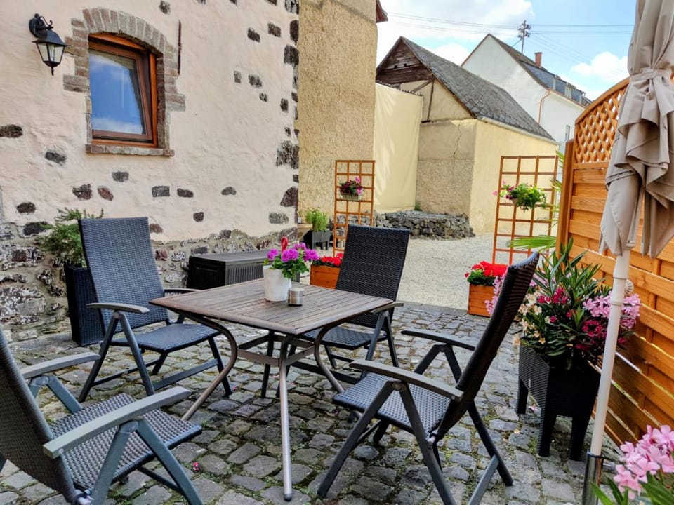 Patio, View (from property/room), Balcony/Terrace, Seating area
