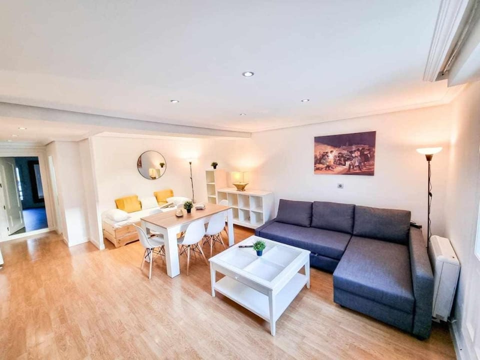 Casa de Goya Turistea Suites Apartment in Zaragoza