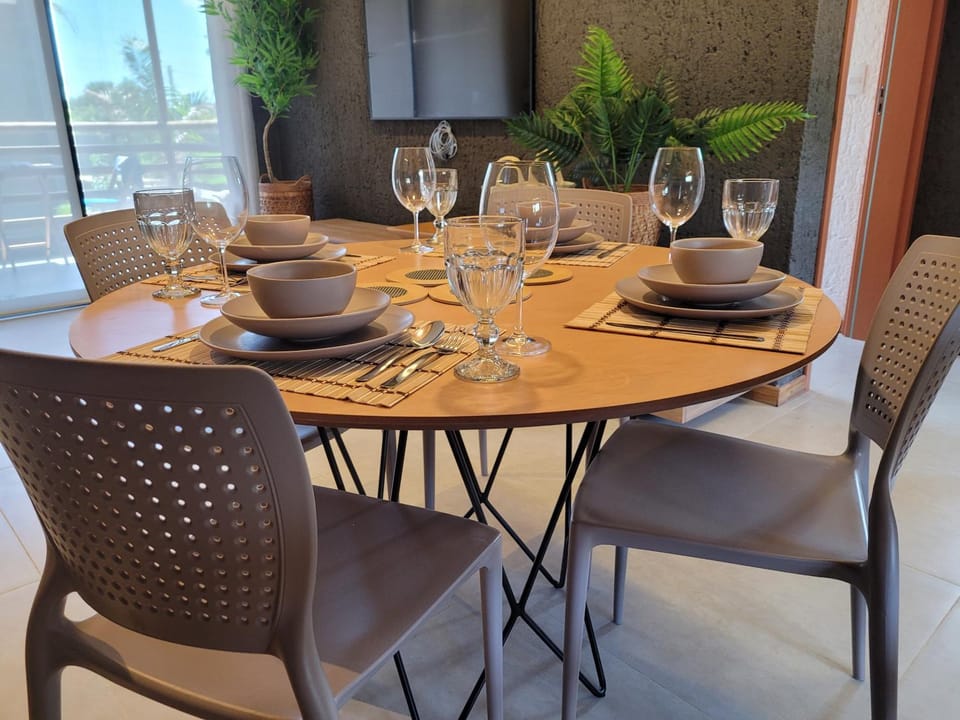 Food and drinks, Dining area