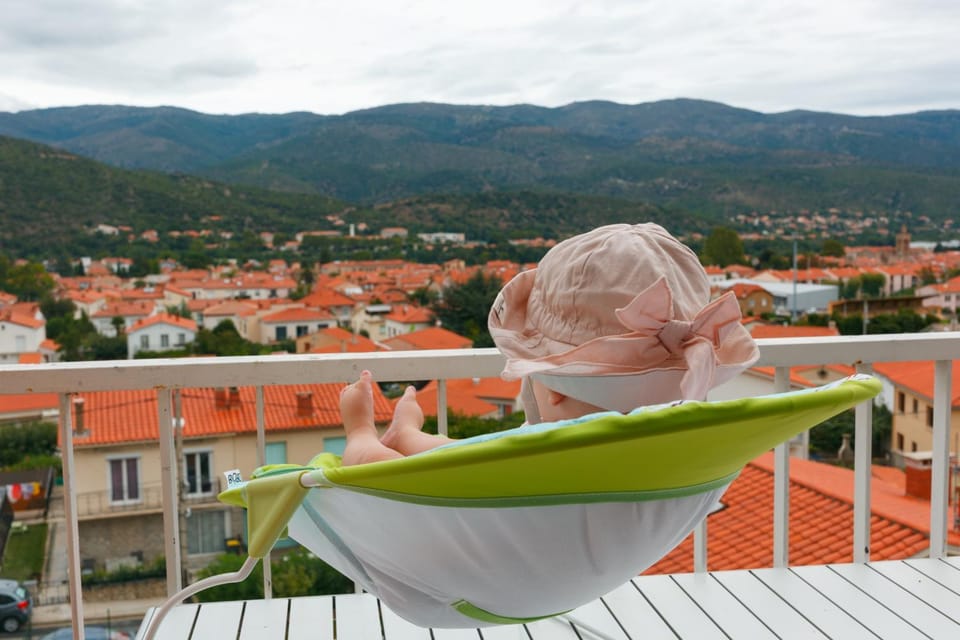 Balcony/Terrace, young children