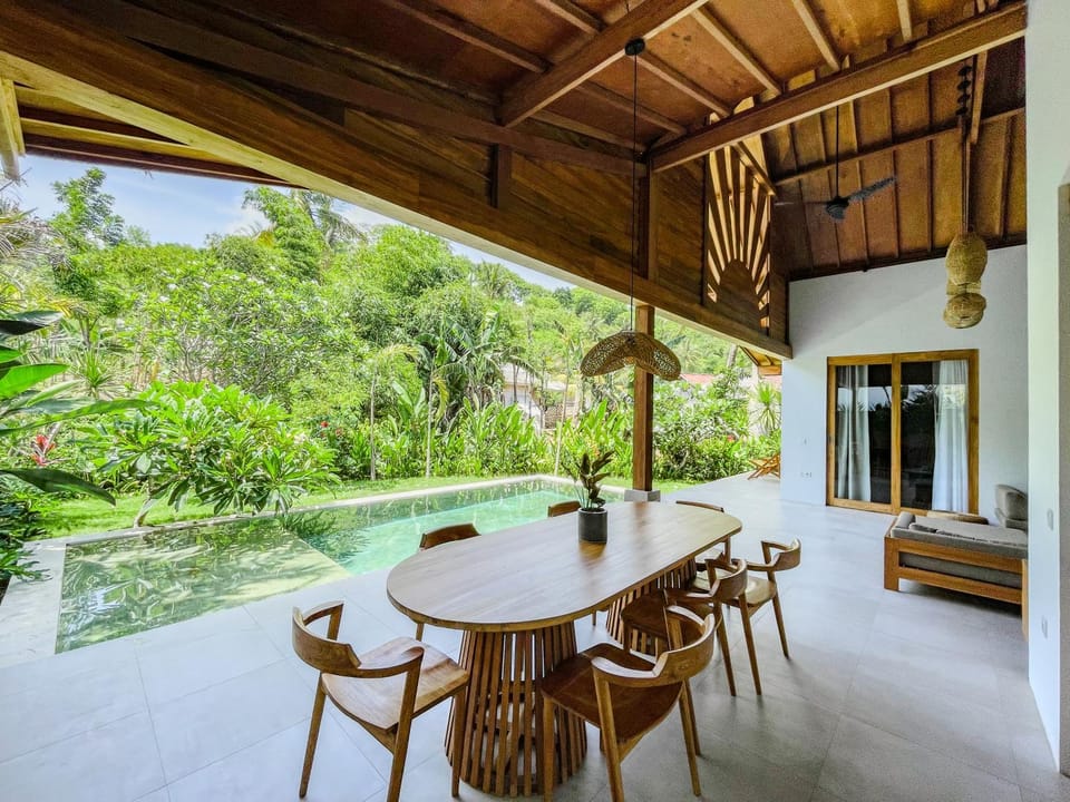 Villa Mariposa: Holiday Dream. New Listing offers Villa in Pujut
