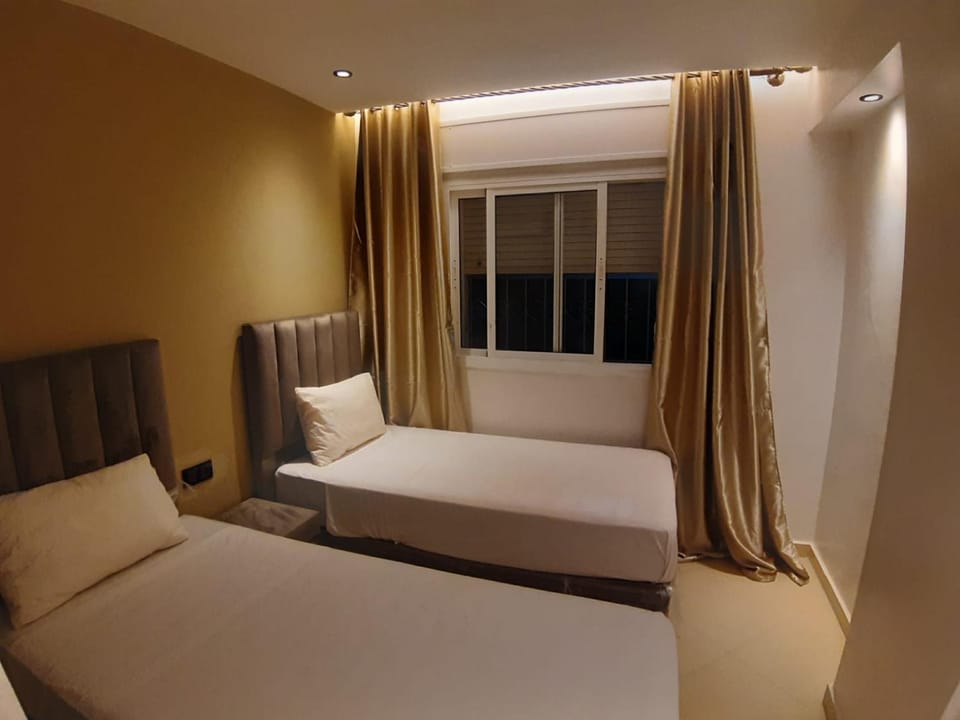 Appart happiness family only Apartment in Tangier