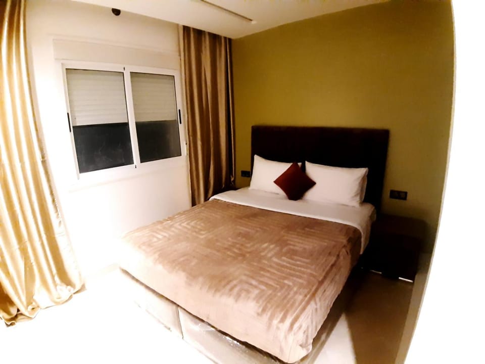 Appart happiness family only Apartment in Tangier