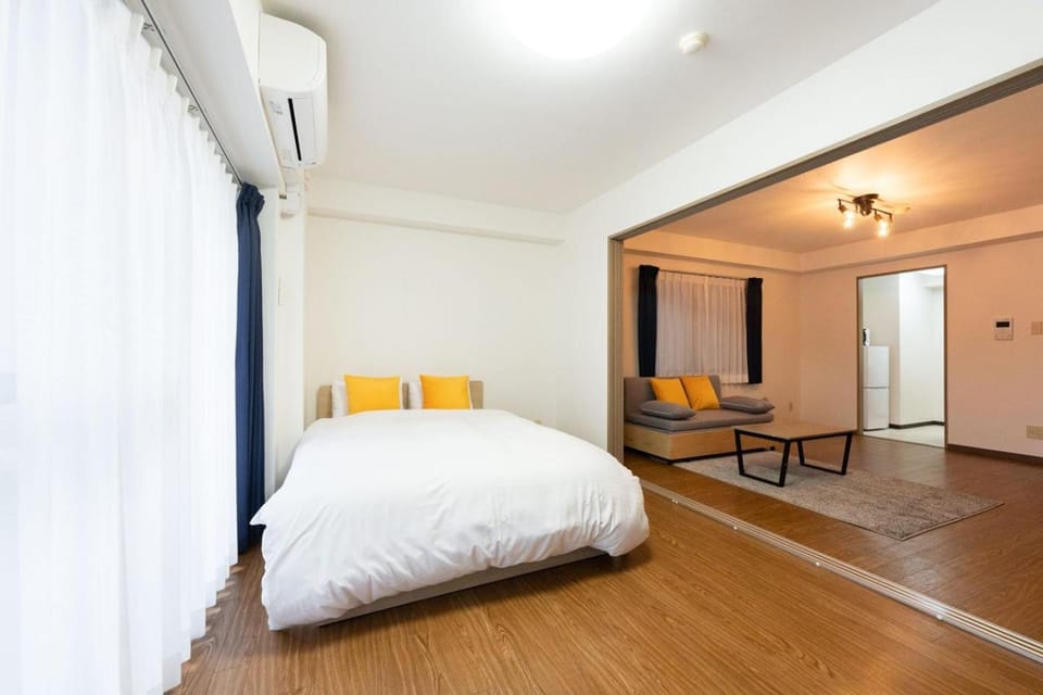 Bed, Living room, Bedroom, air conditioner