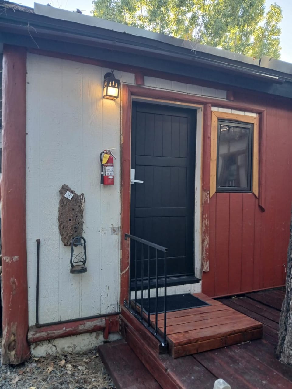 Lakefront Escape Hotel in Big Bear