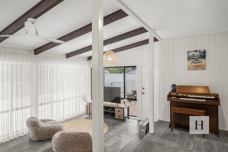 The Place House in Lake Macquarie