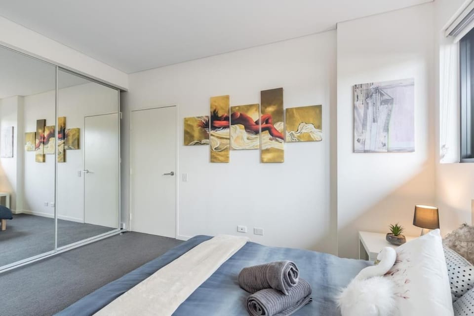 1Bedroom and Study Apt in Homebush Sleeps 5 Apartment in Sydney