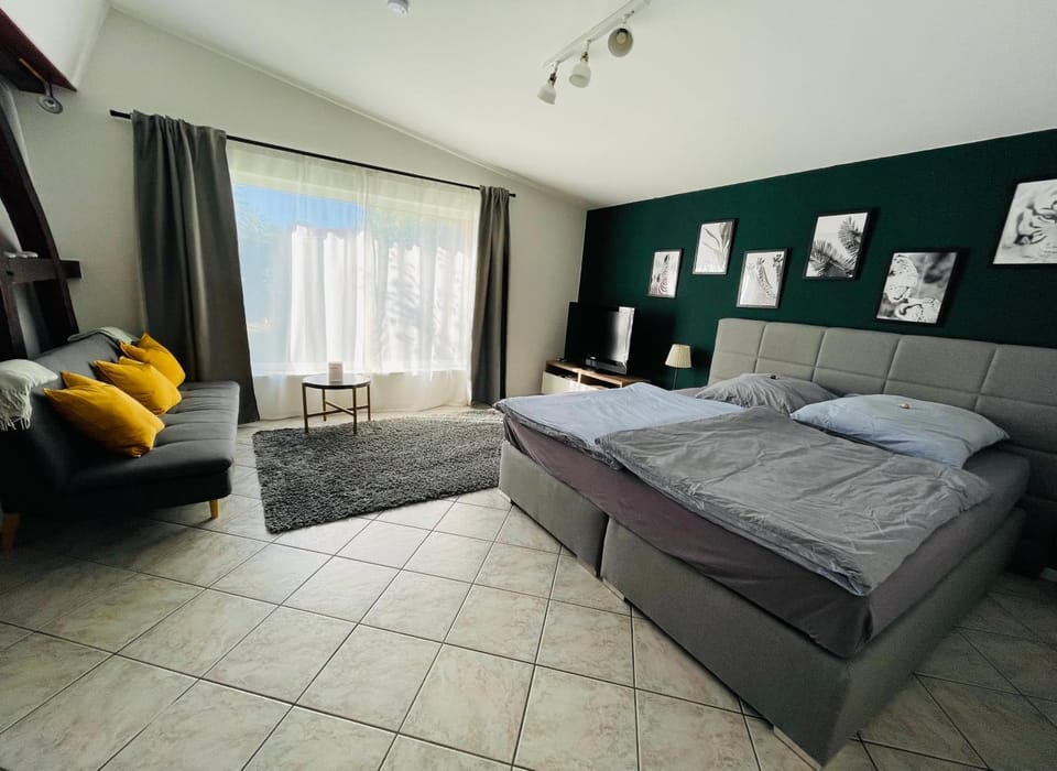 Photo of the whole room