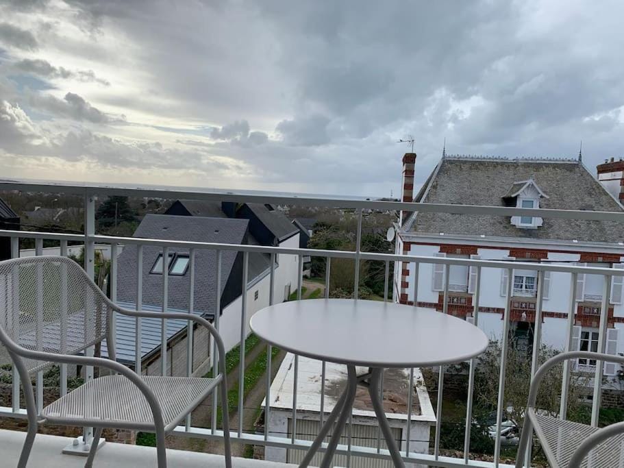 T2 toutneuf avec vue sur la baie Apartment in Brittany