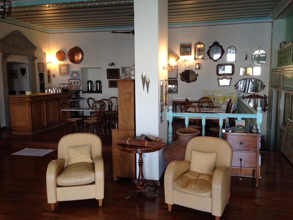 Lounge or bar