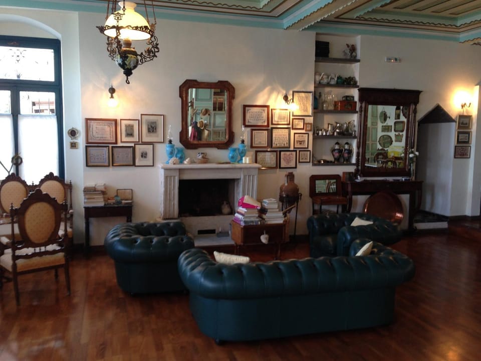 Lounge or bar