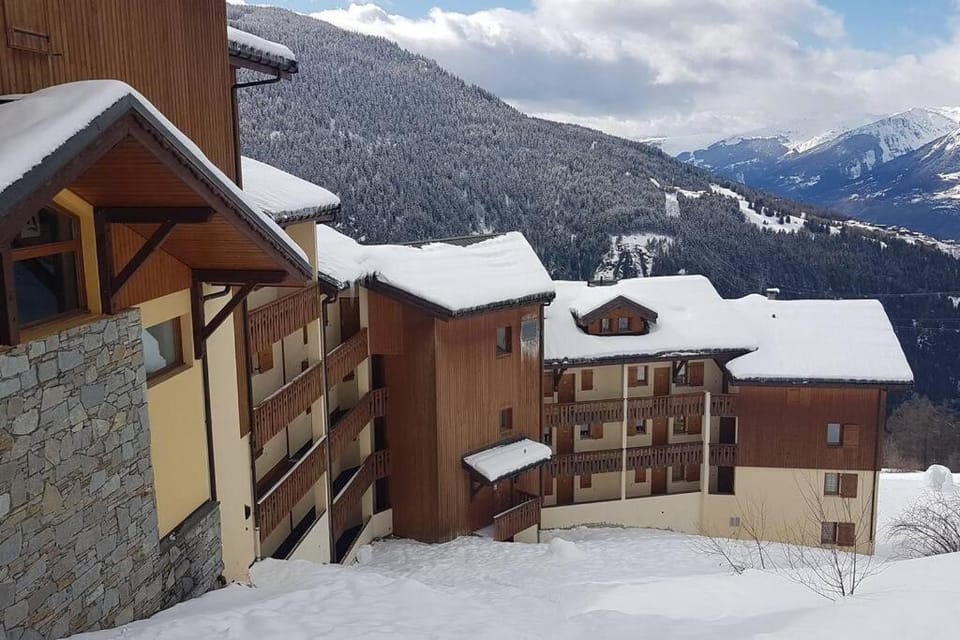 Paradiski proche des pistes plan peisey Apartment in Landry