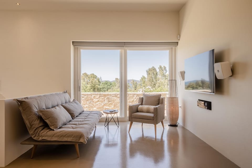TV and multimedia, Living room, Seating area