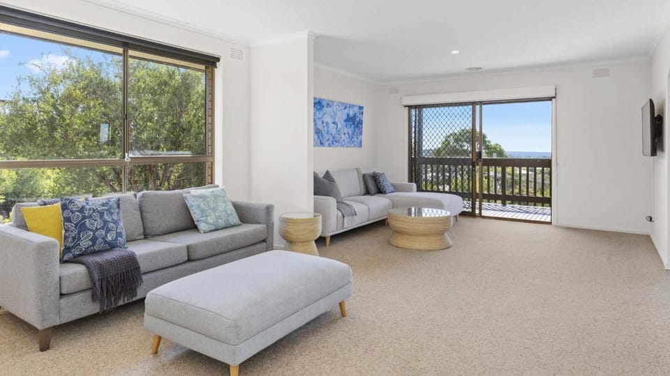 Sea For Days - Panoramic Bay Views in Rye House in Melbourne