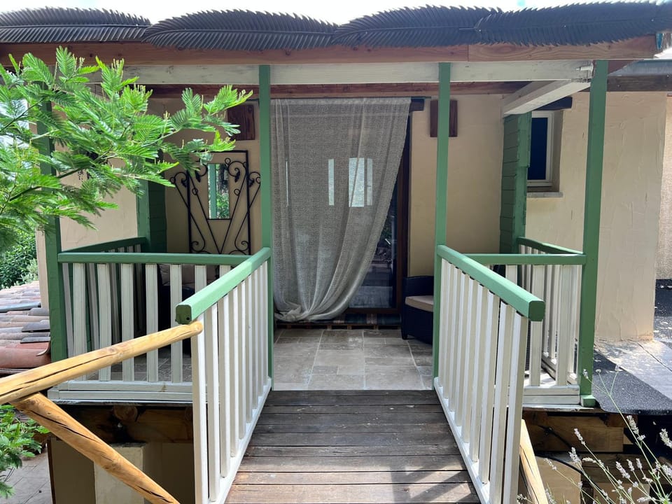 Patio, Balcony/Terrace