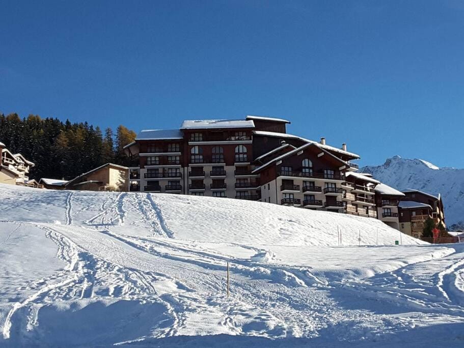 Paradiski ski au pied vallandry Apartment in Landry