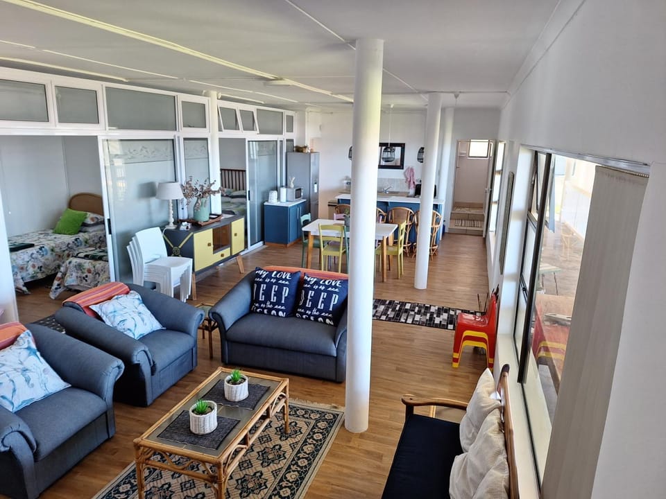 TV and multimedia, Kitchen or kitchenette, Living room