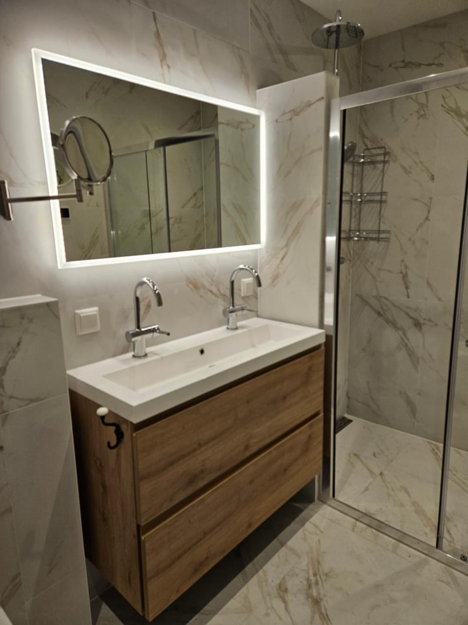 Shower, Bathroom