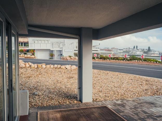 Property building, Balcony/Terrace