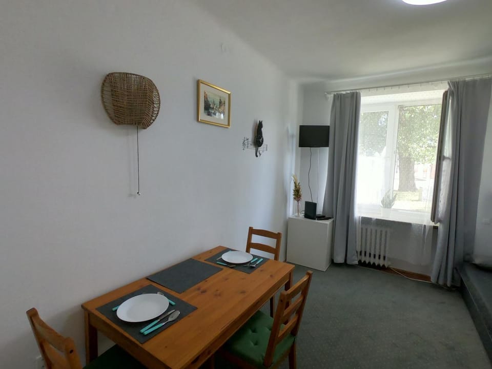 TV and multimedia, Living room, Dining area