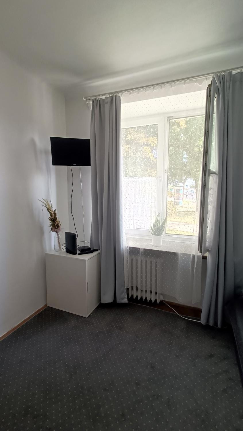 TV and multimedia, Photo of the whole room