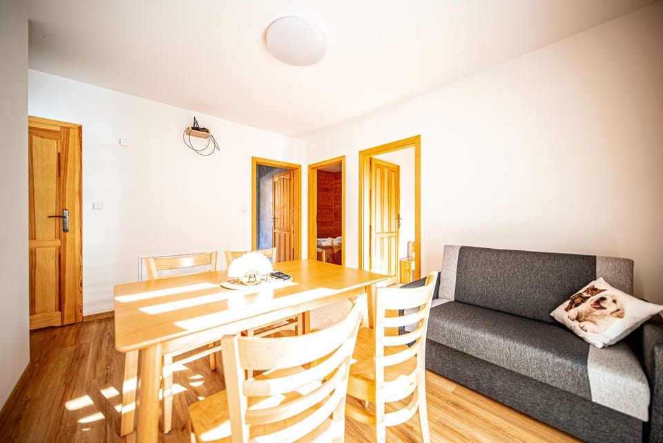 Living room, Other, Other, Other, Seating area, Dining area