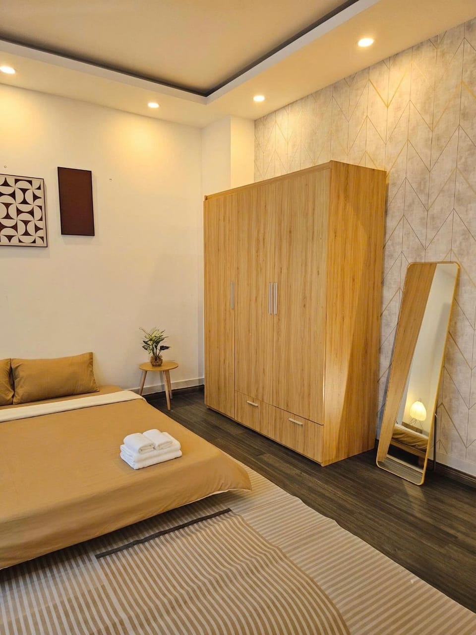 Bed, Photo of the whole room, Bedroom, wardrobe