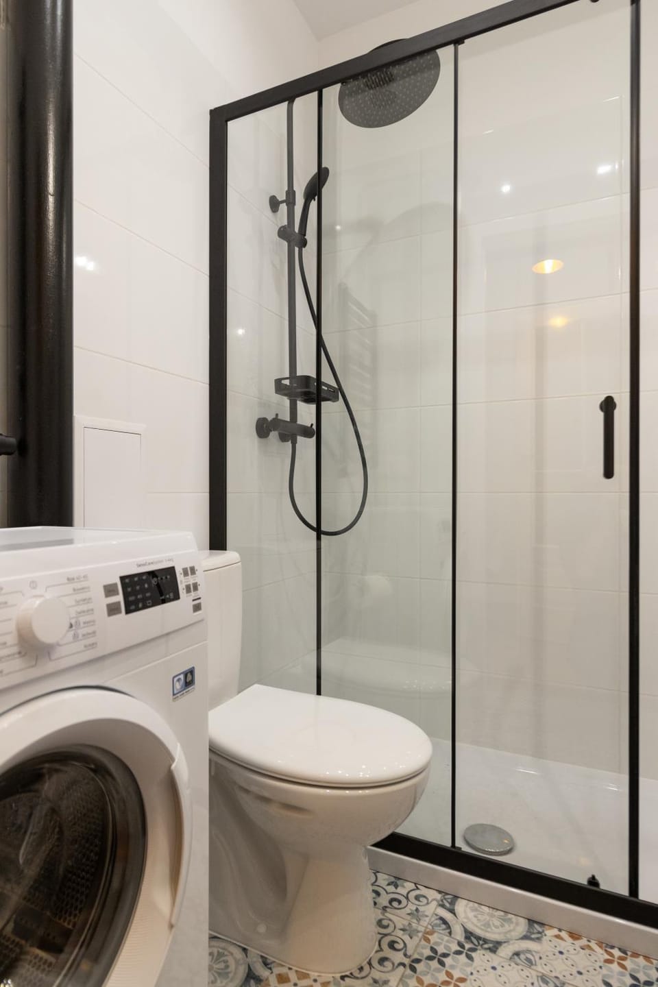Shower, Toilet, Bathroom, washing machine