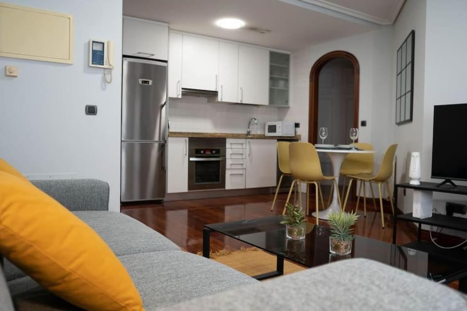 Kitchen or kitchenette, Living room, Dining area