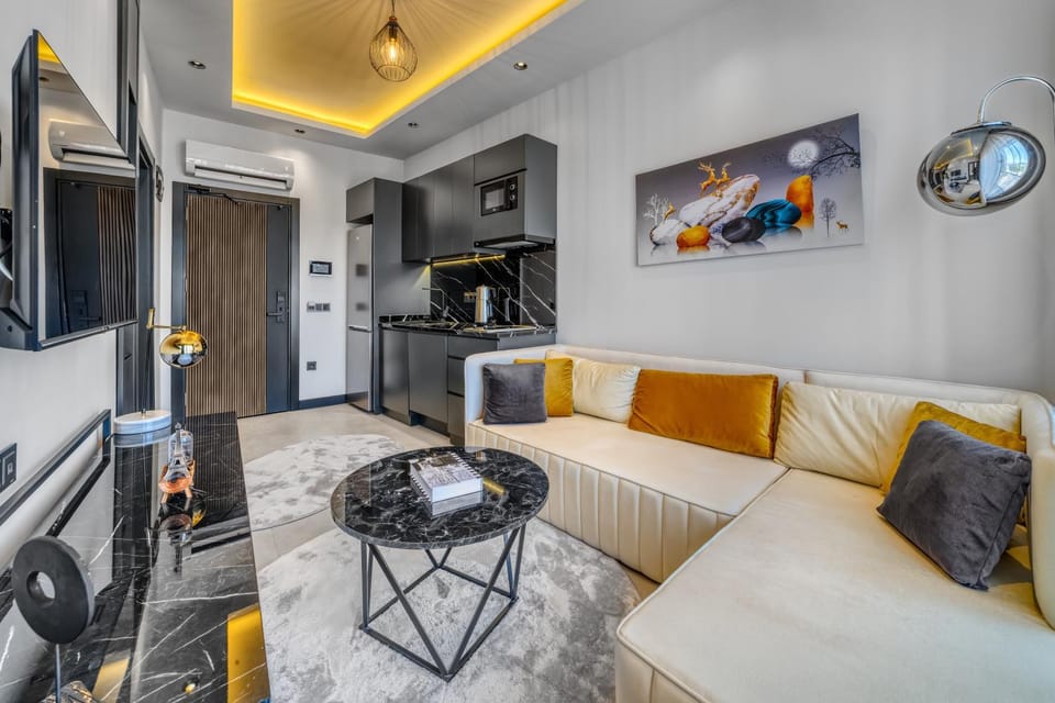 Communal lounge/ TV room, Kitchen or kitchenette, Living room, Seating area