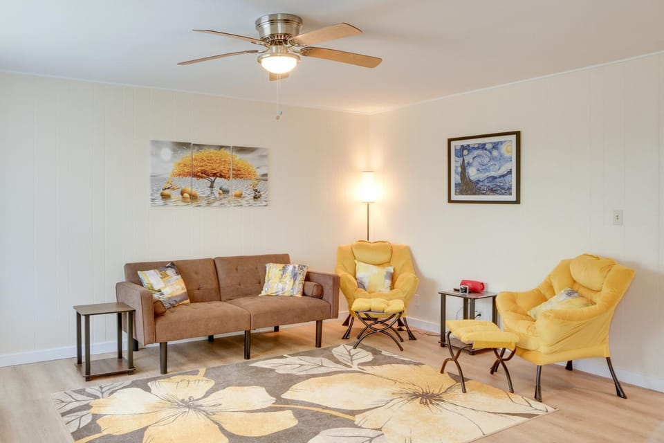 Walk to Downtown Hilo: Condo w/ Pool Access! House in Hilo