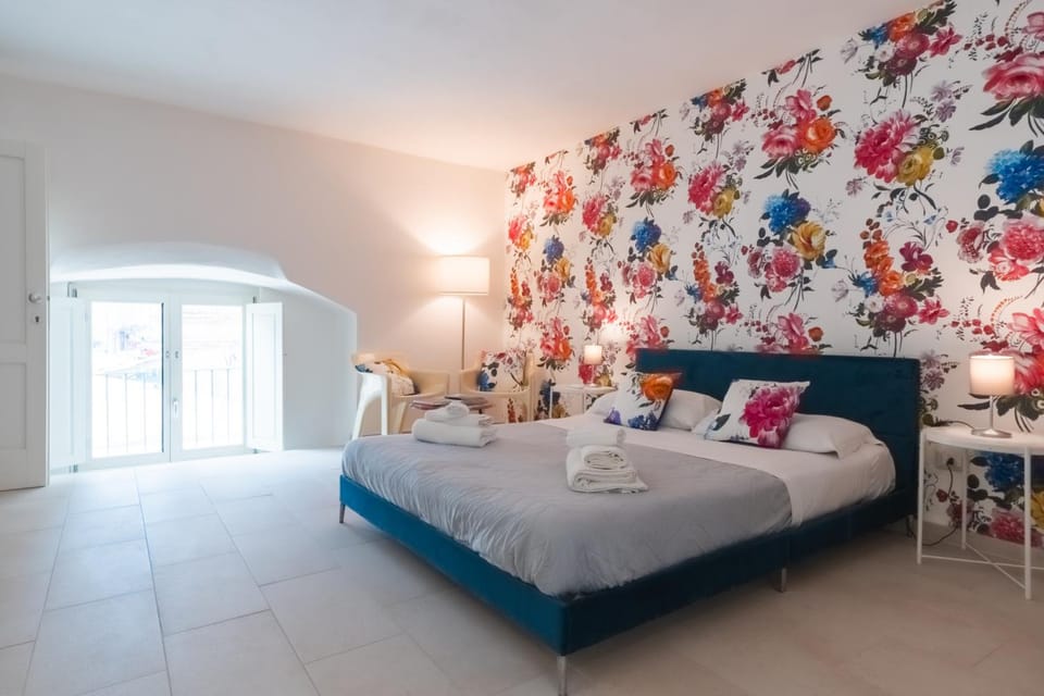 Arco del Mercato Suite Apartment in Syracuse