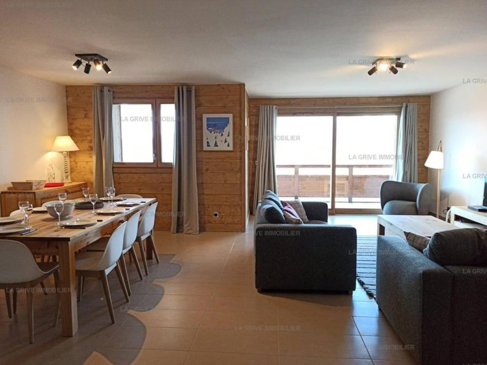 Paradiski nouveau, calme et ensoleillé vallandry Apartment in Landry