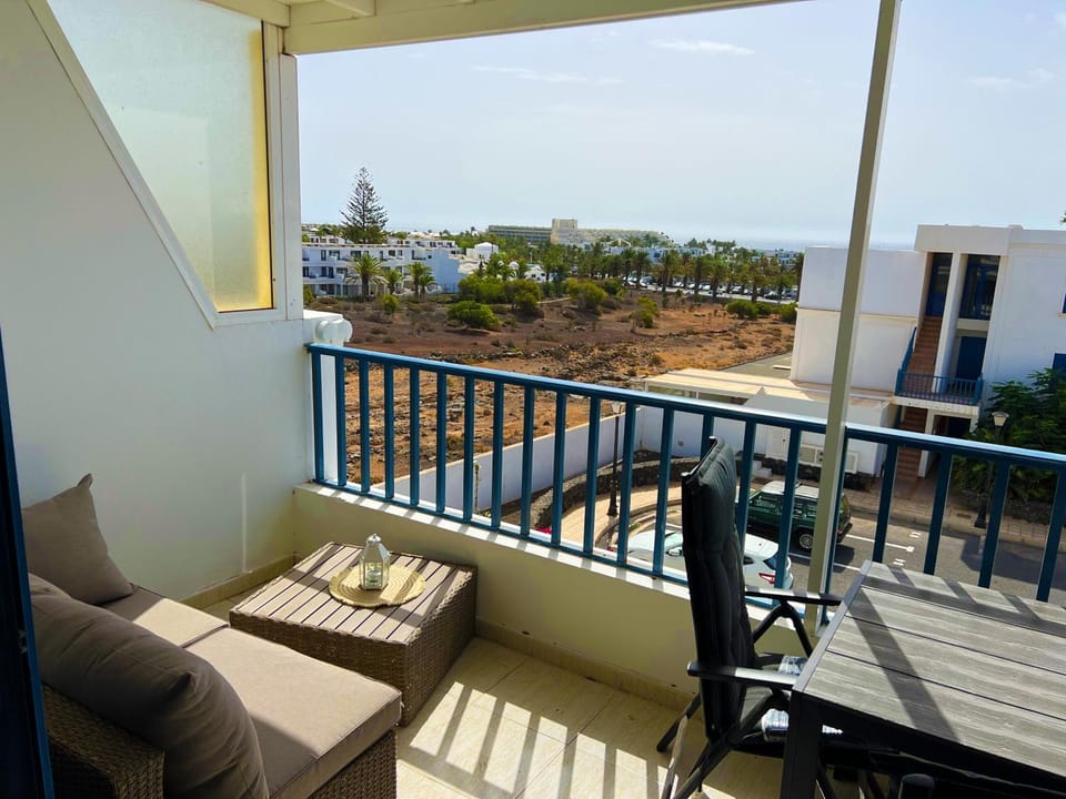 LOS CHARCOS TERRACE VIEW Apartment in Costa Teguise