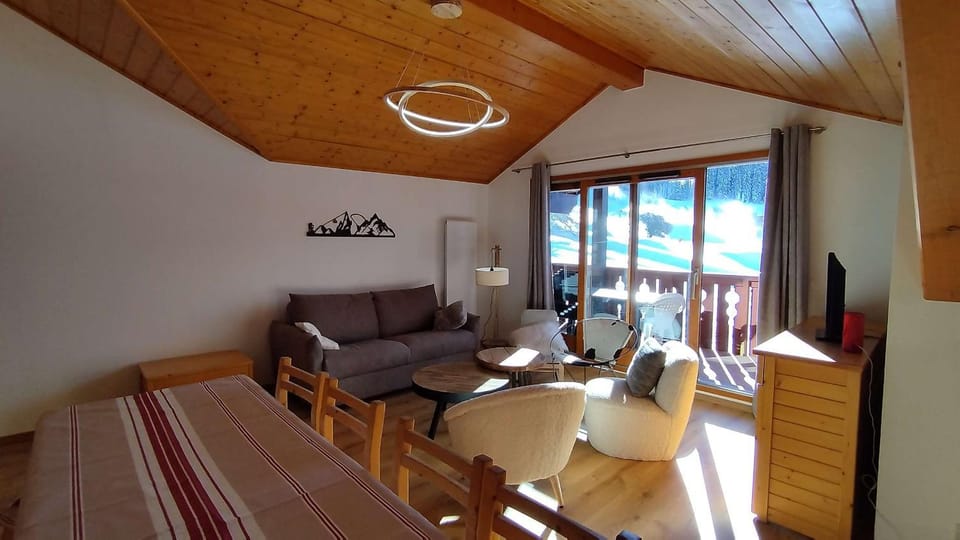 Paradiski pied des pistes vallandry Apartment in Landry