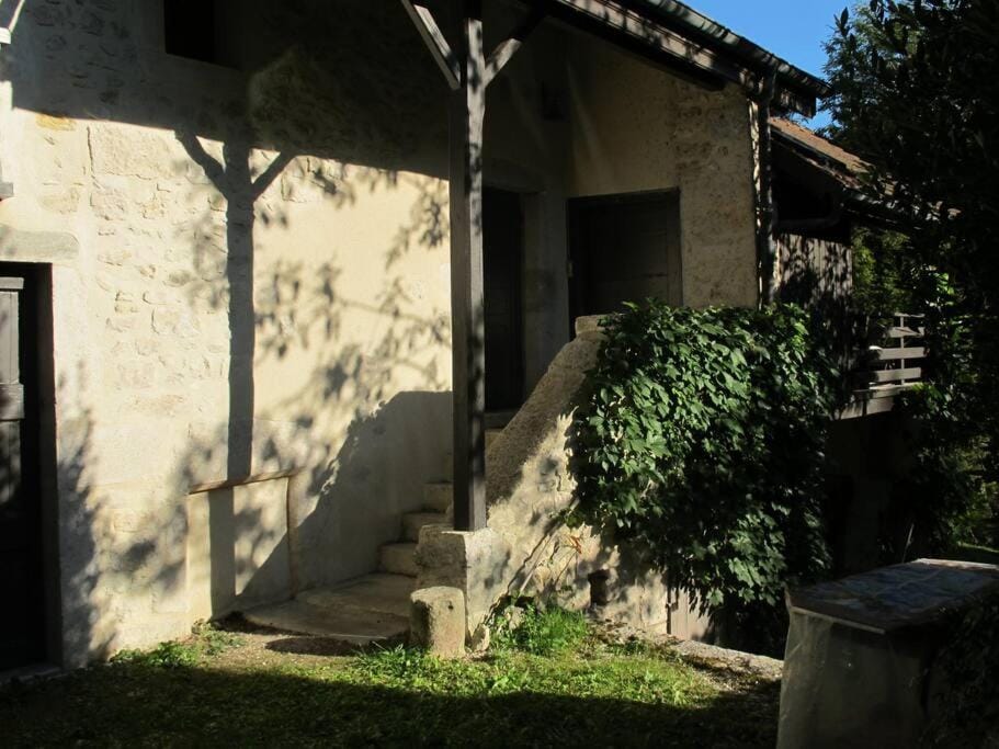 Maison avec rivière entre Genève et Annecy Villa in Auvergne-Rhône-Alpes