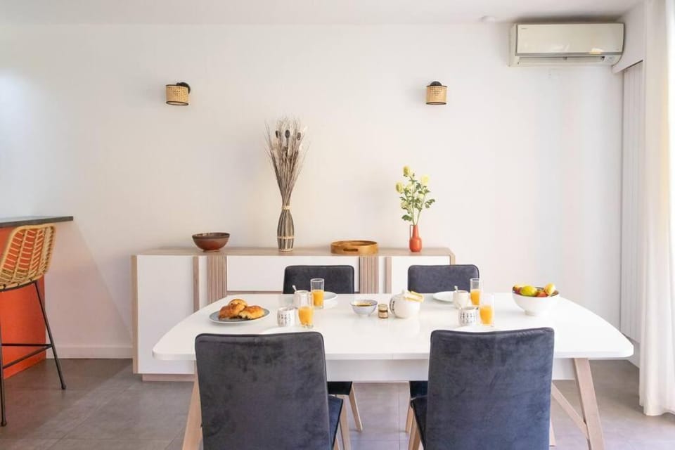 C9 Staywizus - 2 BDR 10 min Palais Festivals & Sea - AC, Parking & Balcony Apartment in Cannes